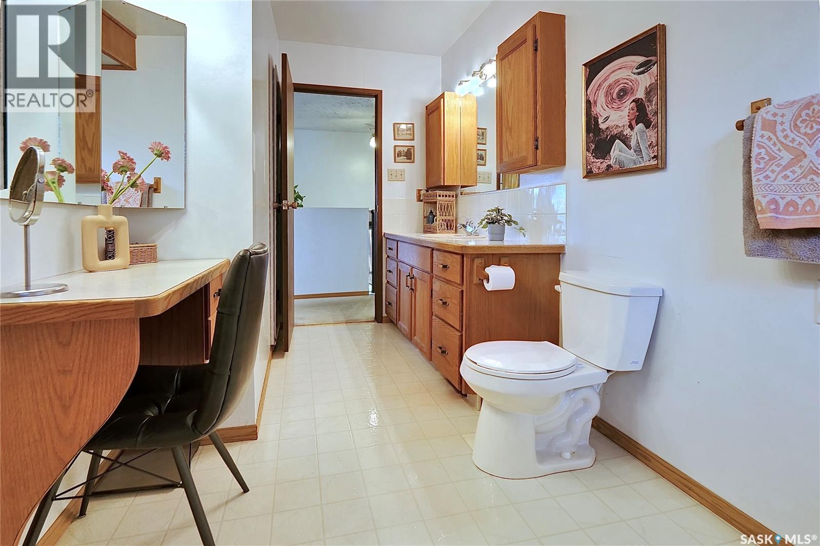 914 Duffield STREET W, Moose Jaw — photo 15