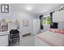 2008 Blairview Avenue, North Vancouver, BC V7H2N4 Photo 29