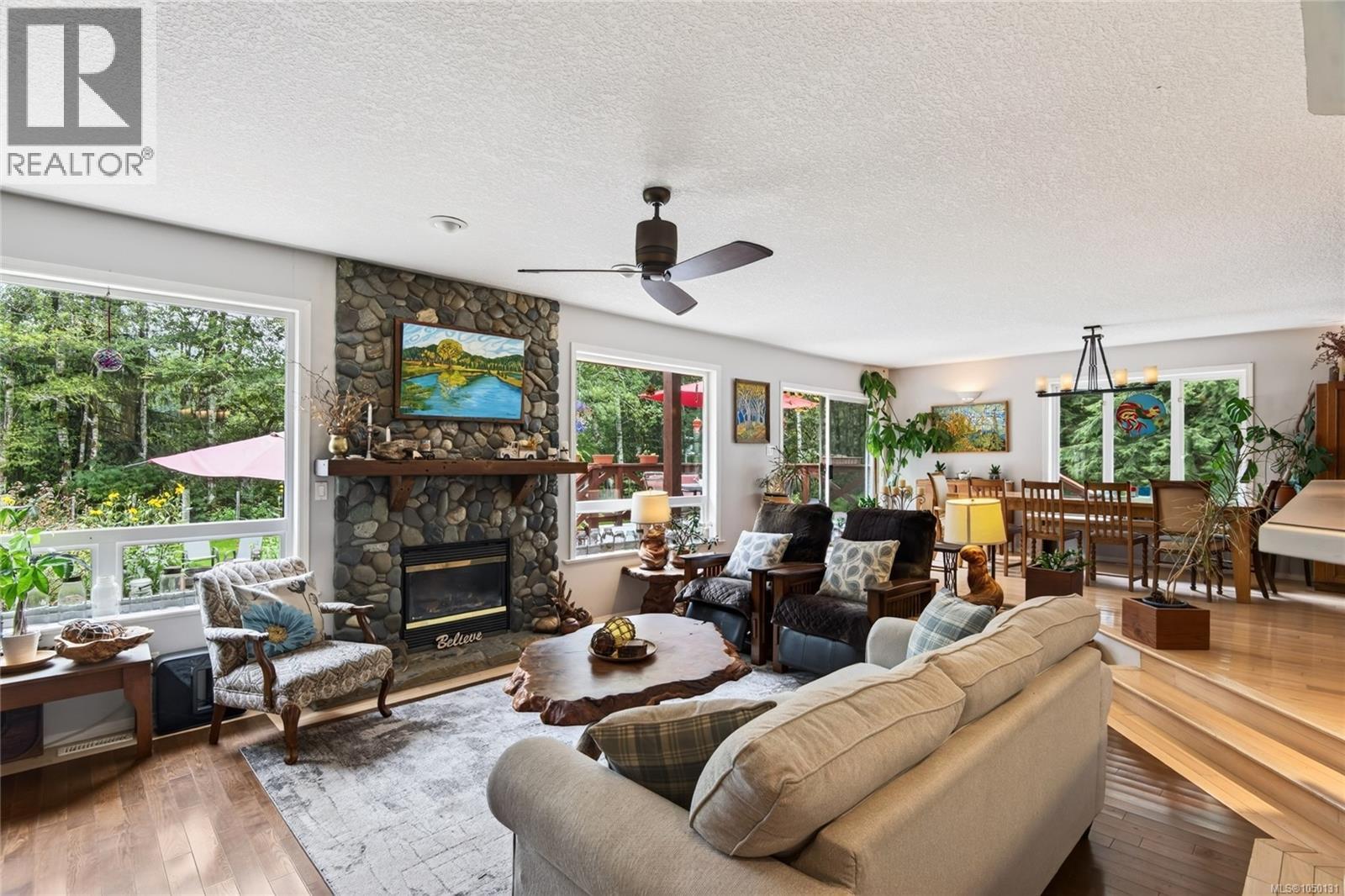 429 Howes Rd - 6