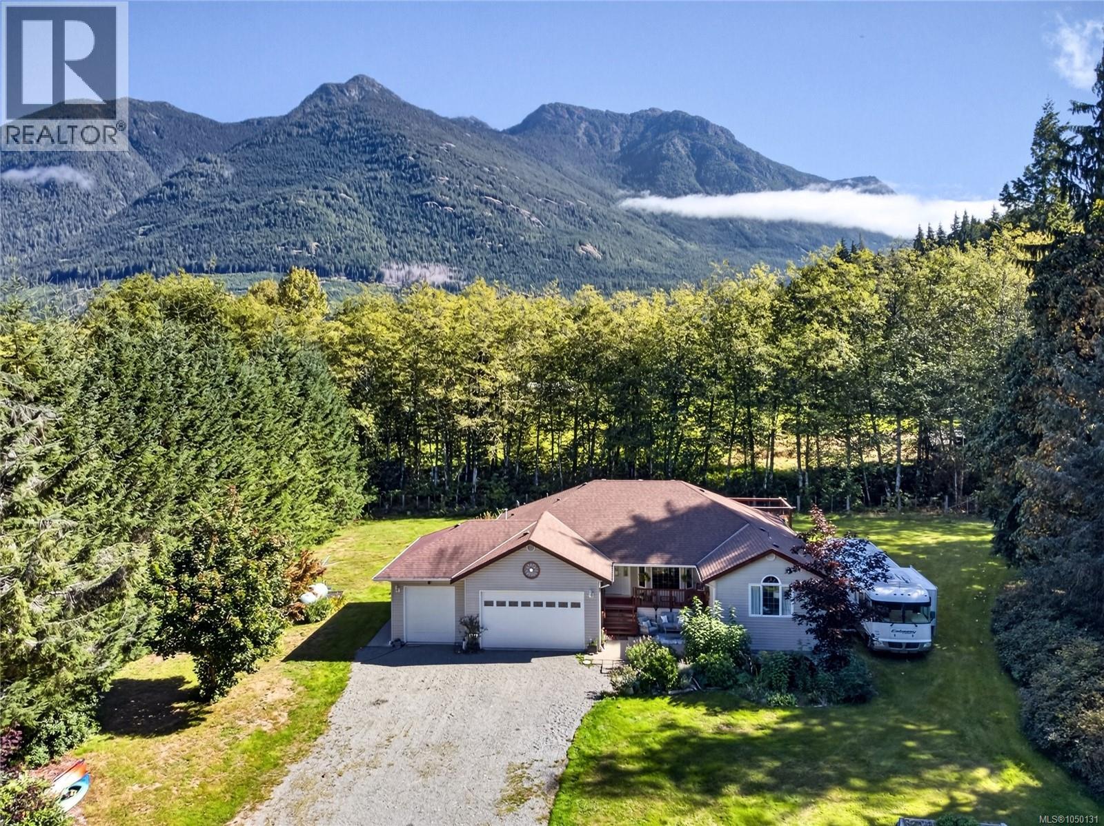 429 Howes Rd - 2