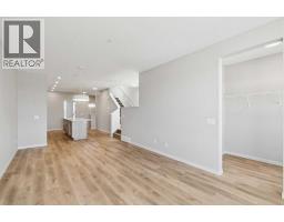 Family room - 29 Hotchkiss Road Se, Calgary, AB T3S0T8 Photo 10
