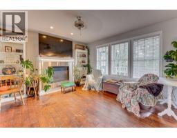 3pc Ensuite bath - 4607c 20th Street, Vernon, BC V1T4E6 Photo 6
