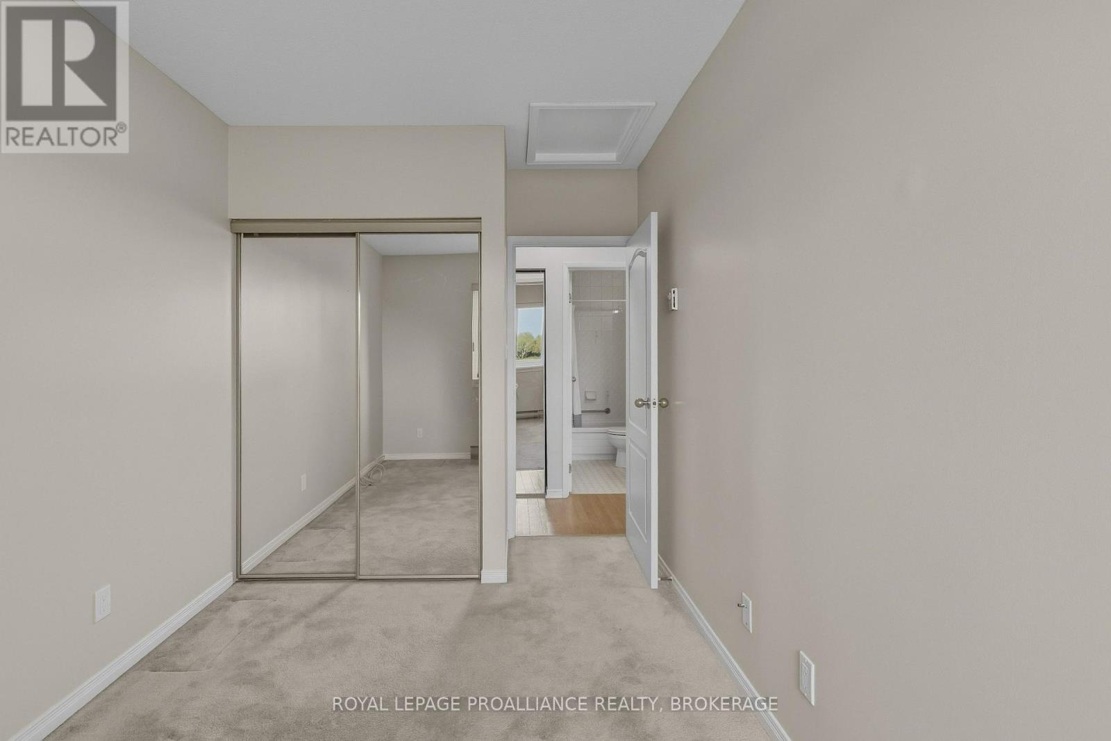 #405 649 DAVIS DRIVE - Image 23