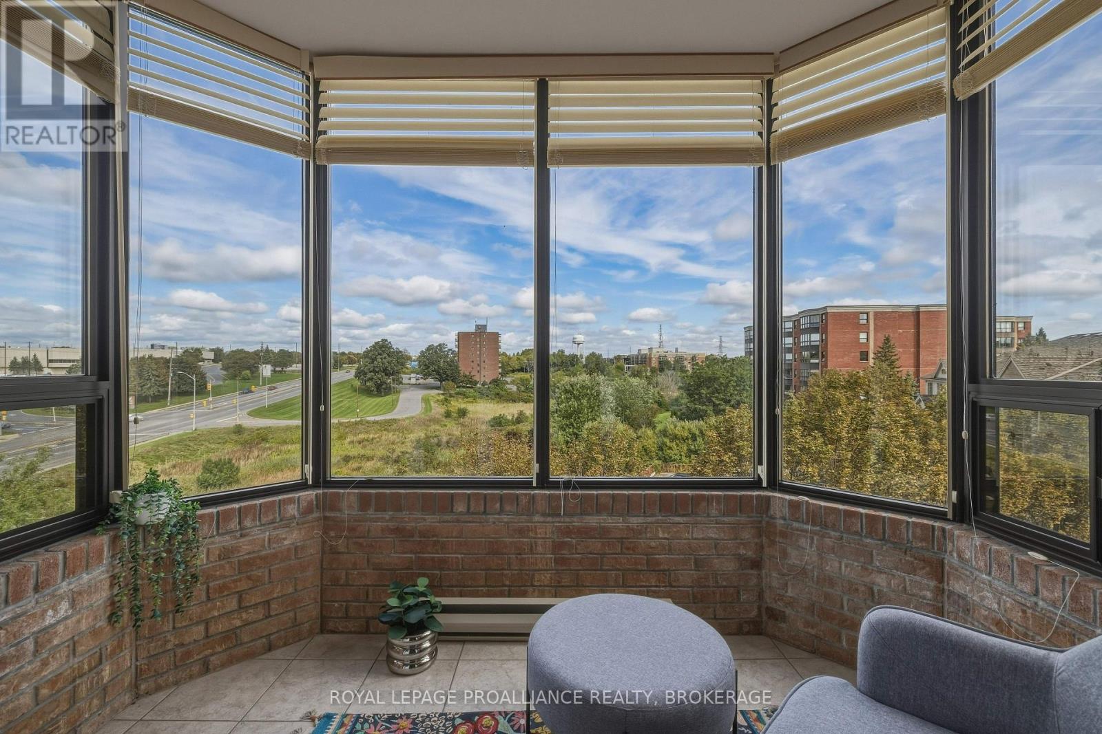 #405 649 DAVIS DRIVE - Image 30