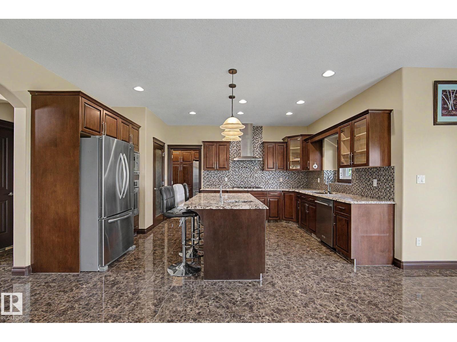 7245 2 ST SW - 15