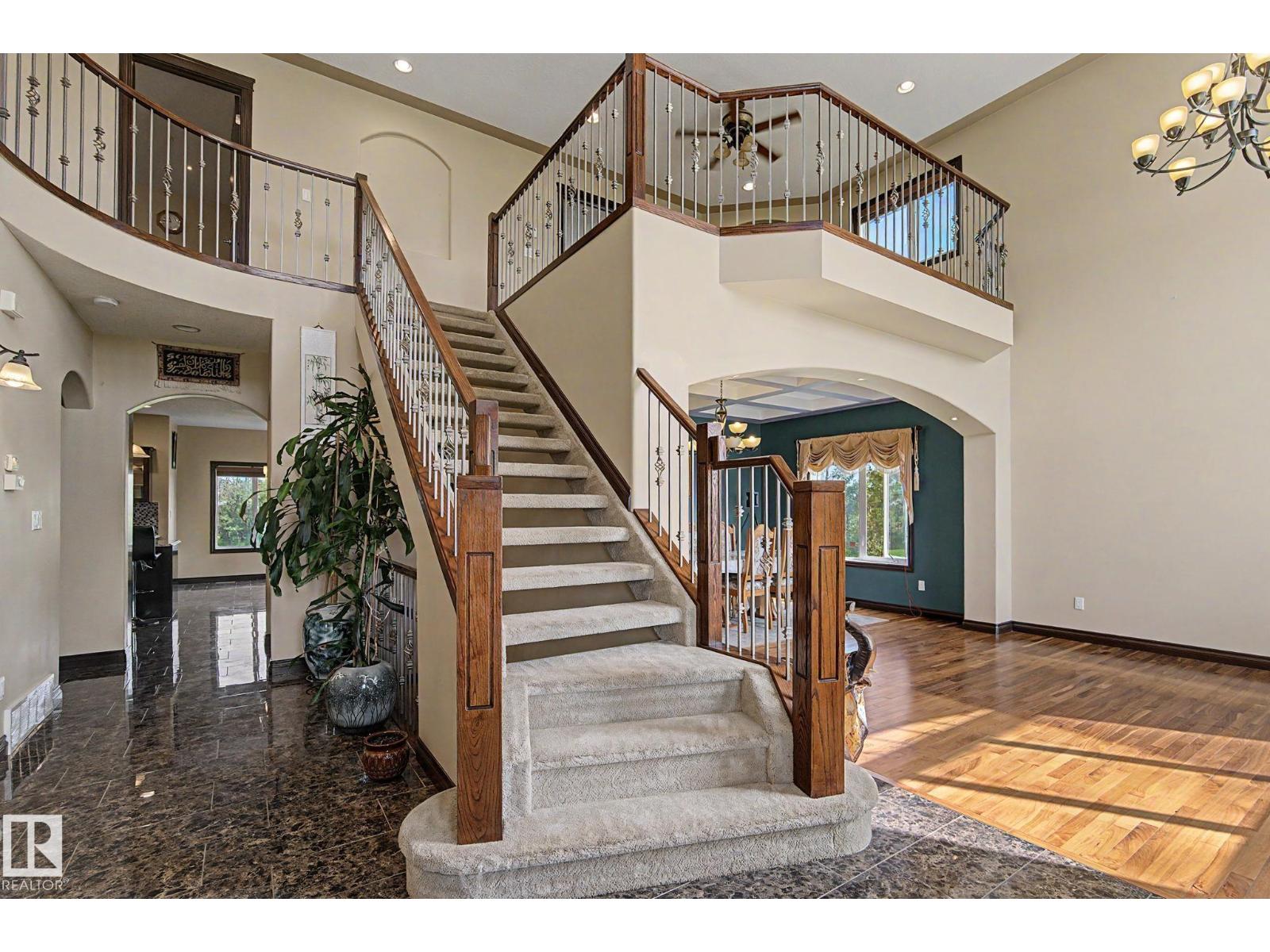 7245 2 St SW photo 5 — MLS® E4509433