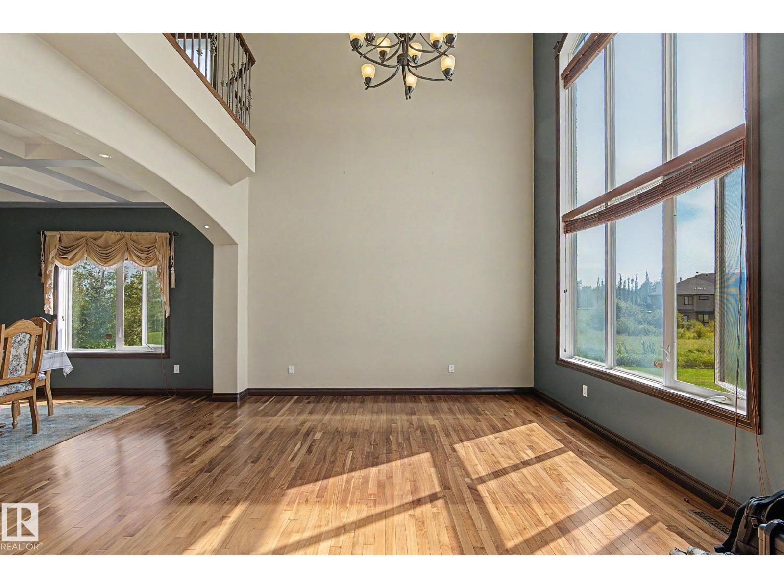 7245 2 ST SW - 6