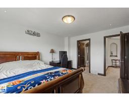 7245 2 St Sw, Edmonton, AB T6X2P8 Photo 48