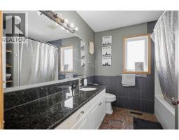 10 Ladwig Close, Red Deer, AB T4R2V6 Photo 22