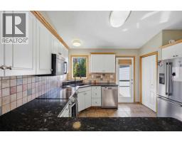 10 Ladwig Close, Red Deer, AB T4R2V6 Photo 17