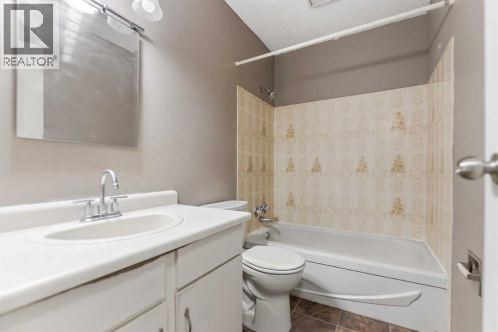 304 Whitefield Drive NE - 19