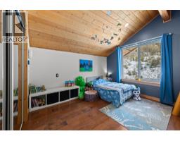 2431 Fairways Drive, Sun Peaks, BC V0E5N0 Photo 28