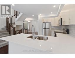 310 Makobe Lane, Ottawa, ON K4M0M1 Photo 13