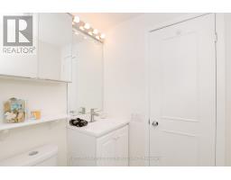 57 Gypsy Roseway, Toronto, ON M2N5Z1 Photo 10
