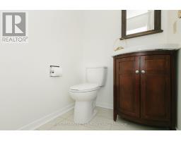 57 Gypsy Roseway, Toronto, ON M2N5Z1 Photo 11