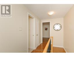 57 Gypsy Roseway, Toronto, ON M2N5Z1 Photo 8