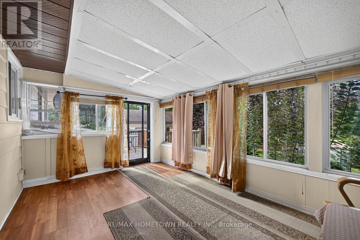 1362 WINDSOR DRIVE - 17
