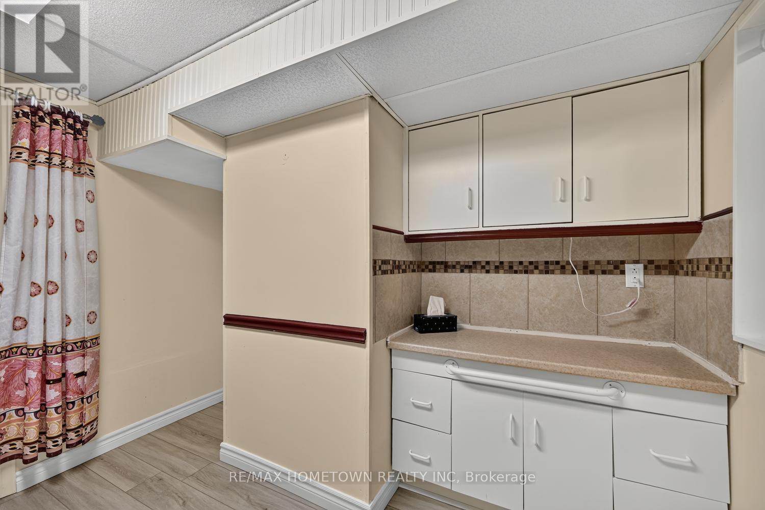 1362 WINDSOR DRIVE - Image 30