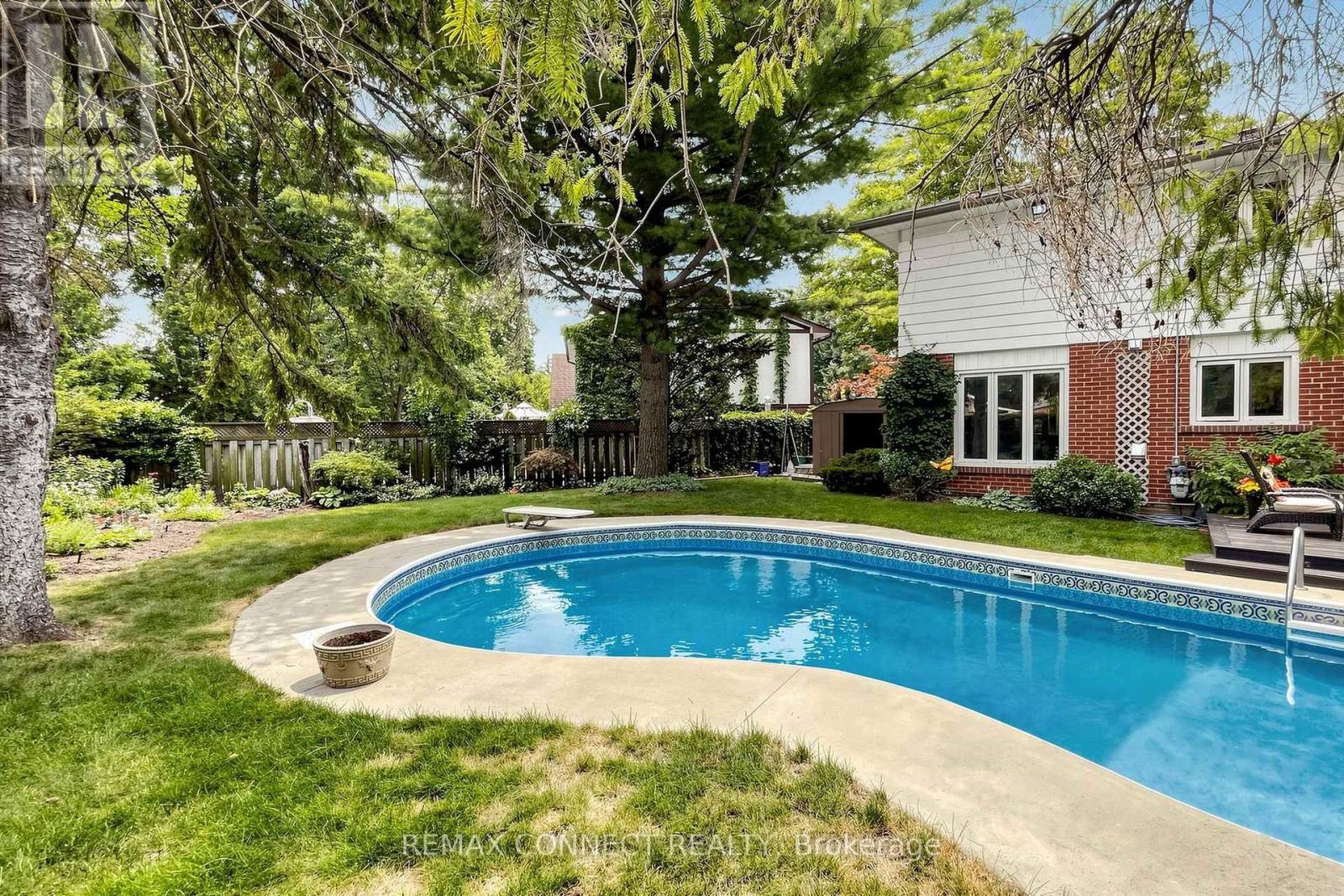 15 SATCHELL BOULEVARD - Image 33