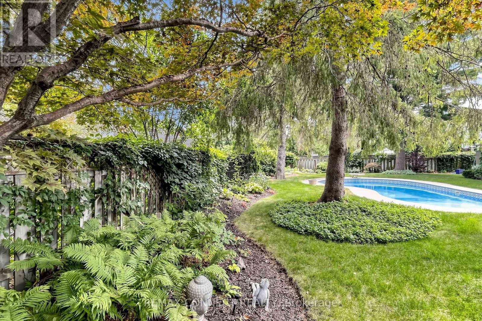 15 SATCHELL BOULEVARD - Image 37