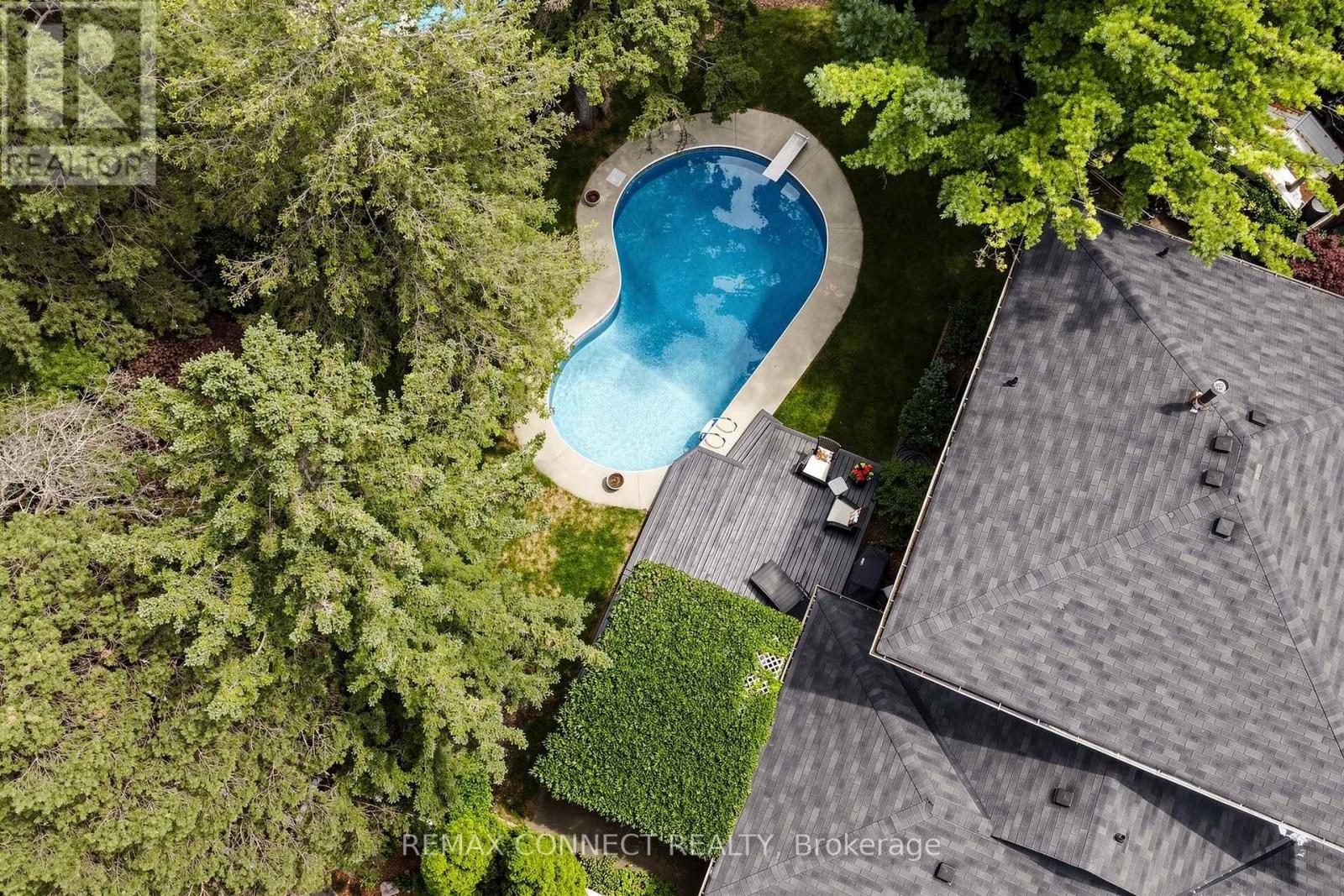 15 SATCHELL BOULEVARD - Image 46