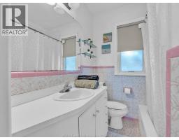 306 Foch, Windsor, ON N8X2V9 Photo 8