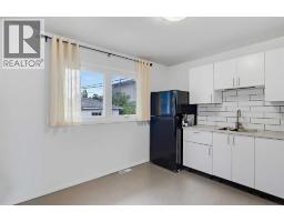 Bedroom - 176 Frobisher Boulevard Se, Calgary, AB T2H1G7 Photo 10