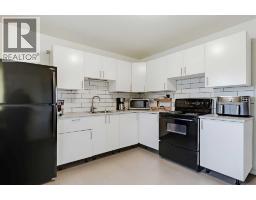 Bedroom - 176 Frobisher Boulevard Se, Calgary, AB T2H1G7 Photo 11