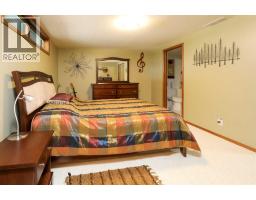 1926 14 Street S, Lethbridge, AB T1K1V1 Photo 36