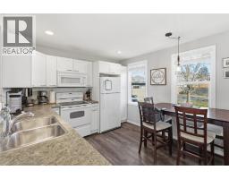 922 Westminster Avenue, Kamloops, BC V2B1P1 Photo 8