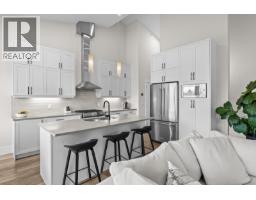 Kitchen - 4000 Trails Place Unit# 154, Peachland, BC V0H1X5 Photo 9
