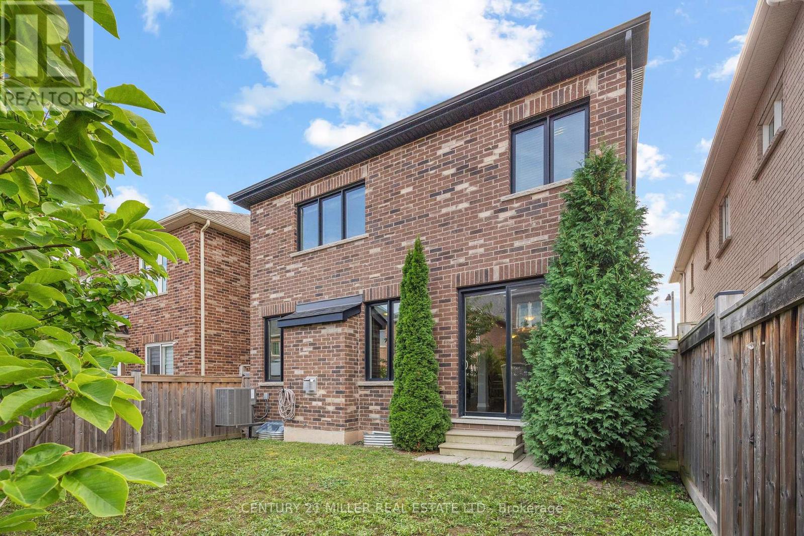 3171 GEORGE SAVAGE AVENUE - 24
