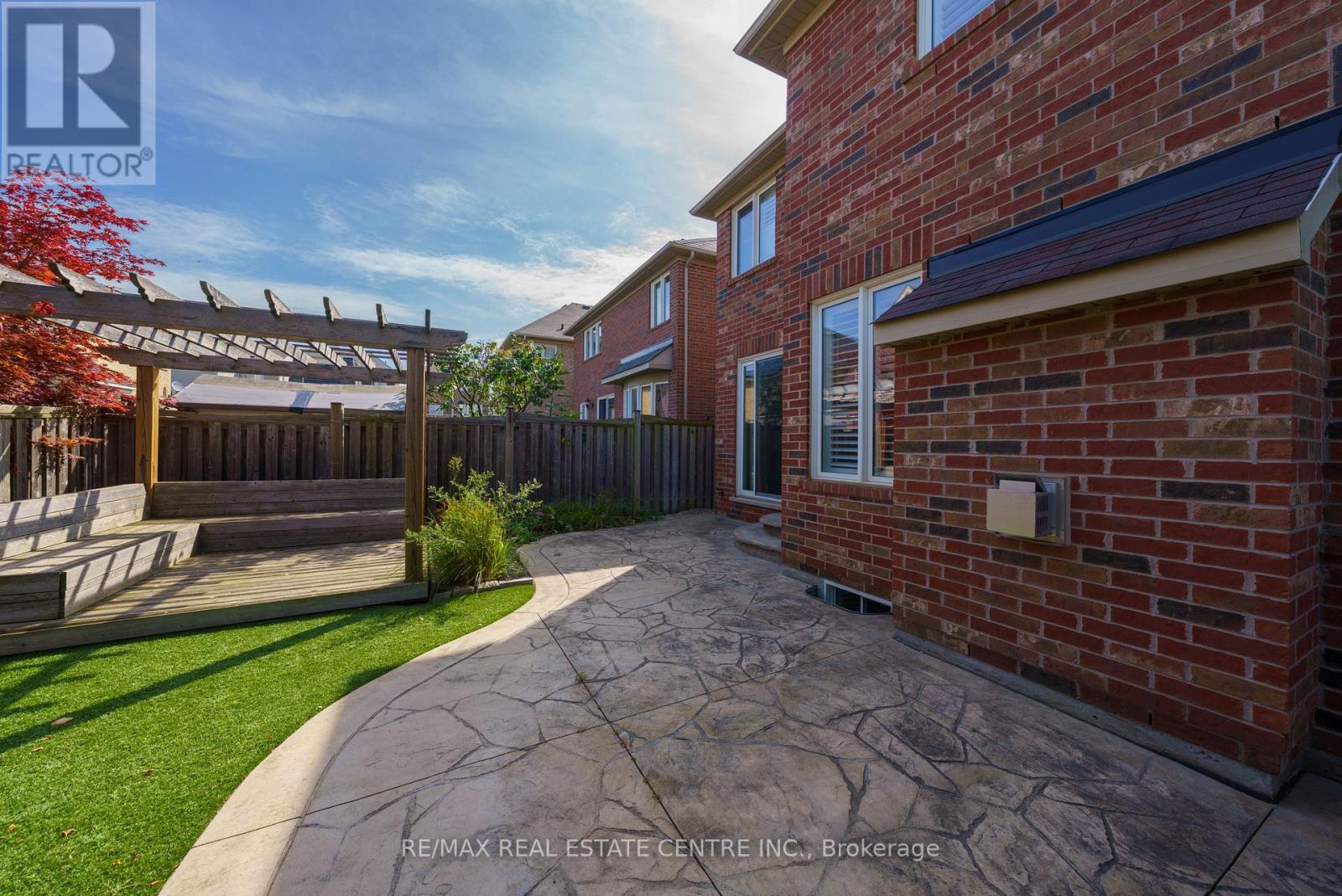 907 ETHERINGTON WAY - 40