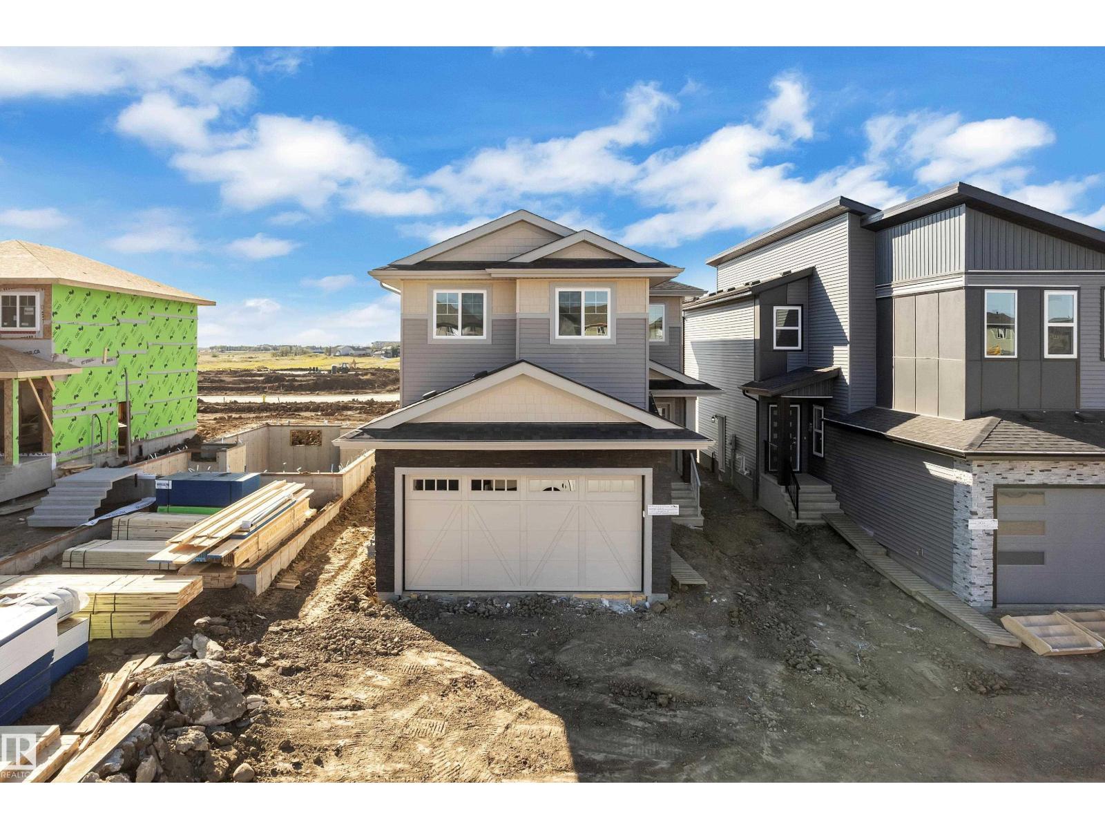 3814 39 St photo 2 — MLS® E4509434
