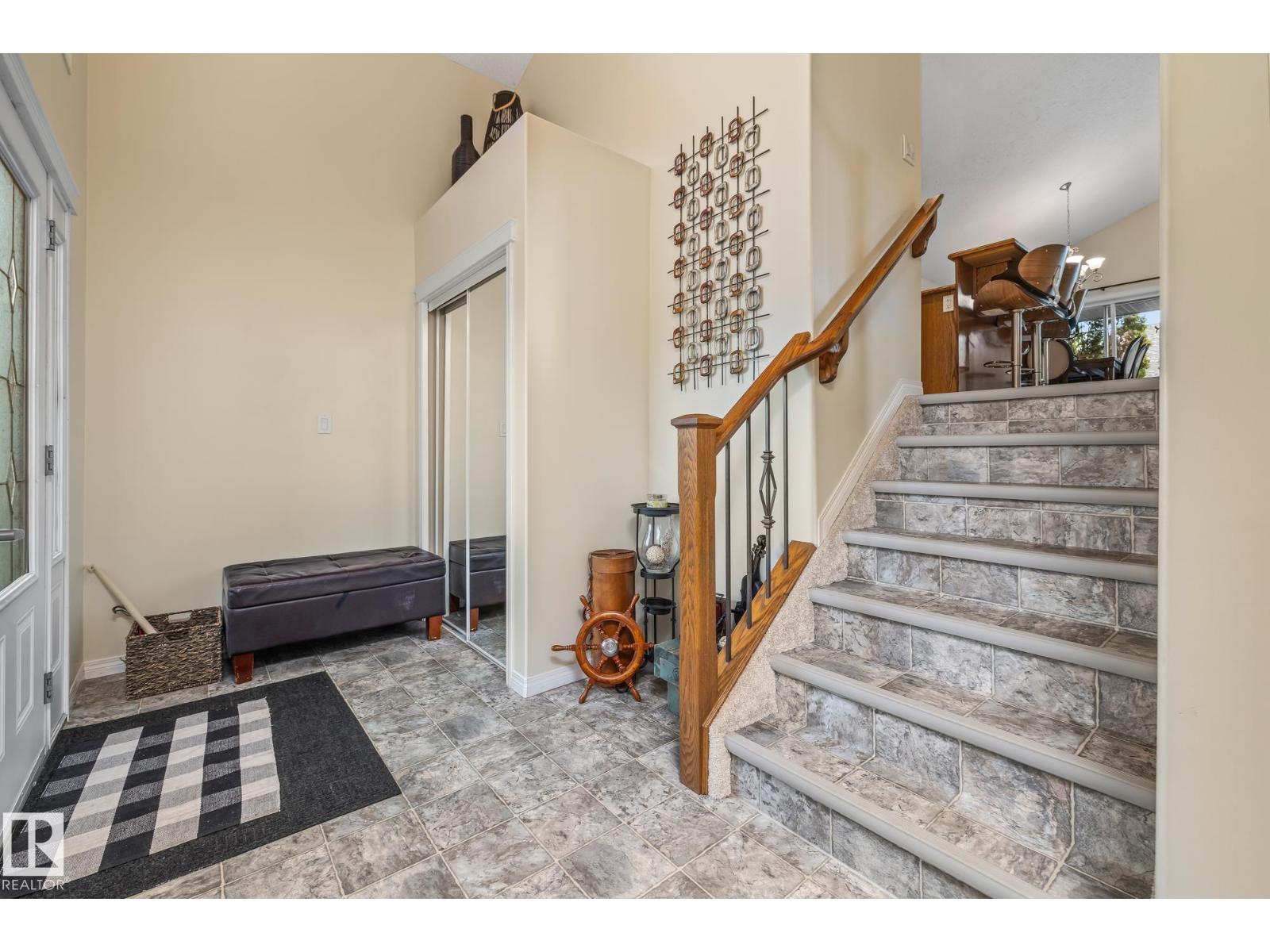 10411 95 ST - 18
