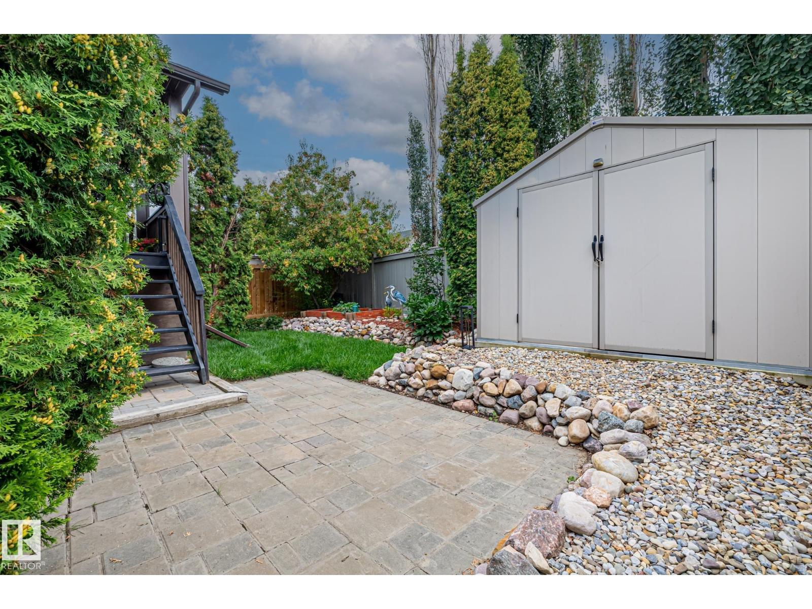10411 95 ST - 42