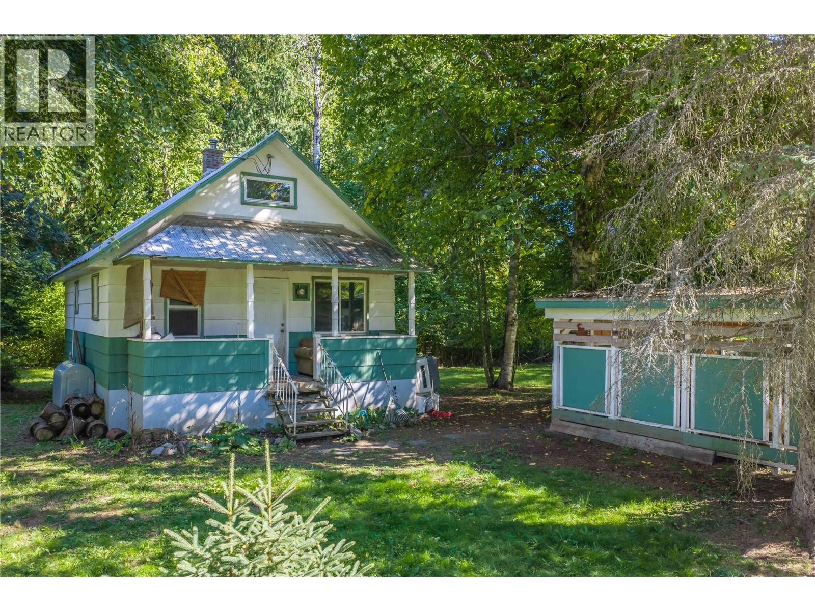 3642 Catherwood Road - 8