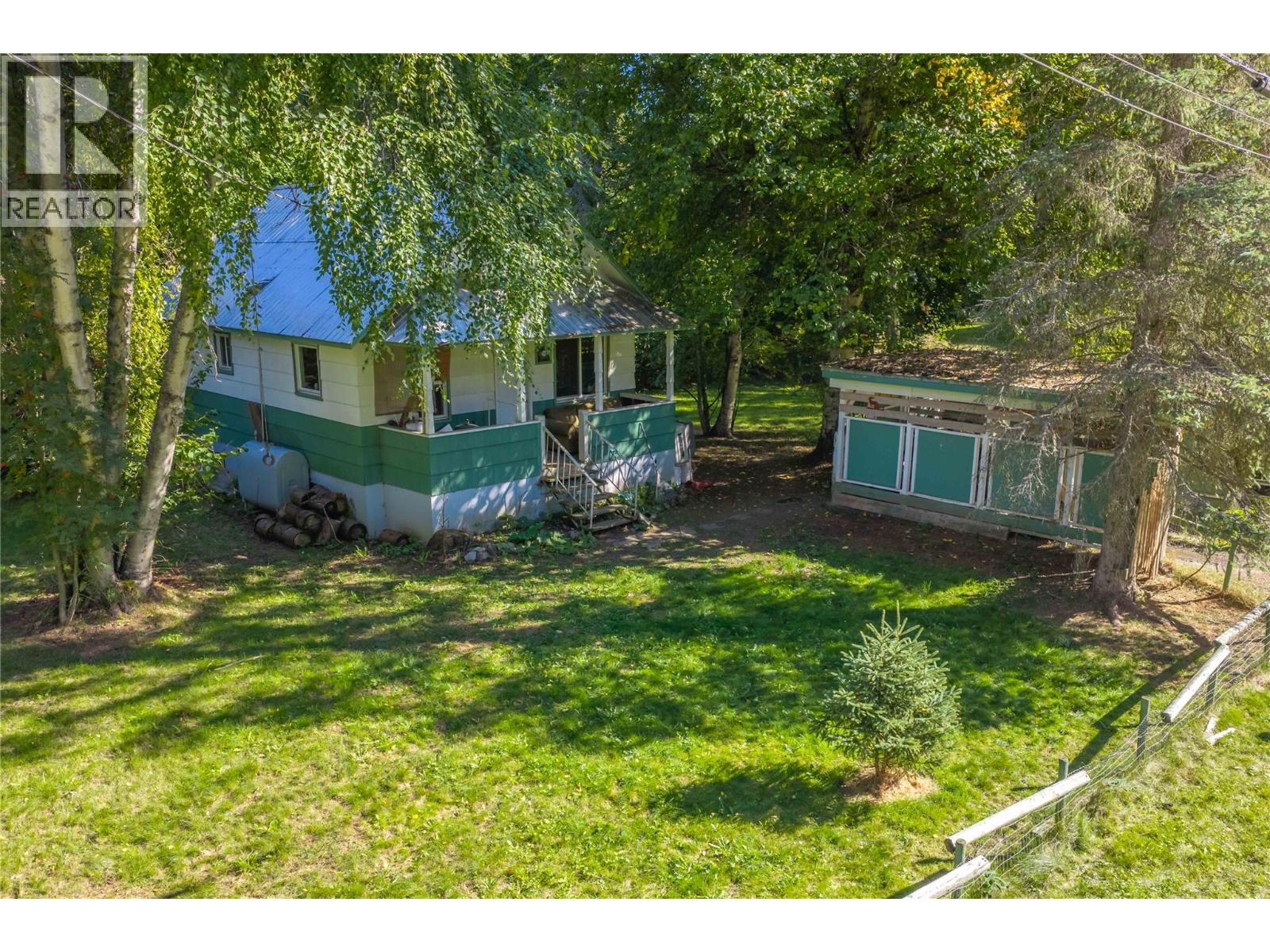 3642 Catherwood Road, Revelstoke