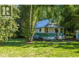 3642 Catherwood Road, Revelstoke, BC V0E2S0 Photo 10