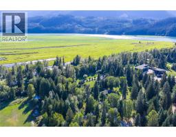 3642 Catherwood Road, Revelstoke, BC V0E2S0 Photo 32