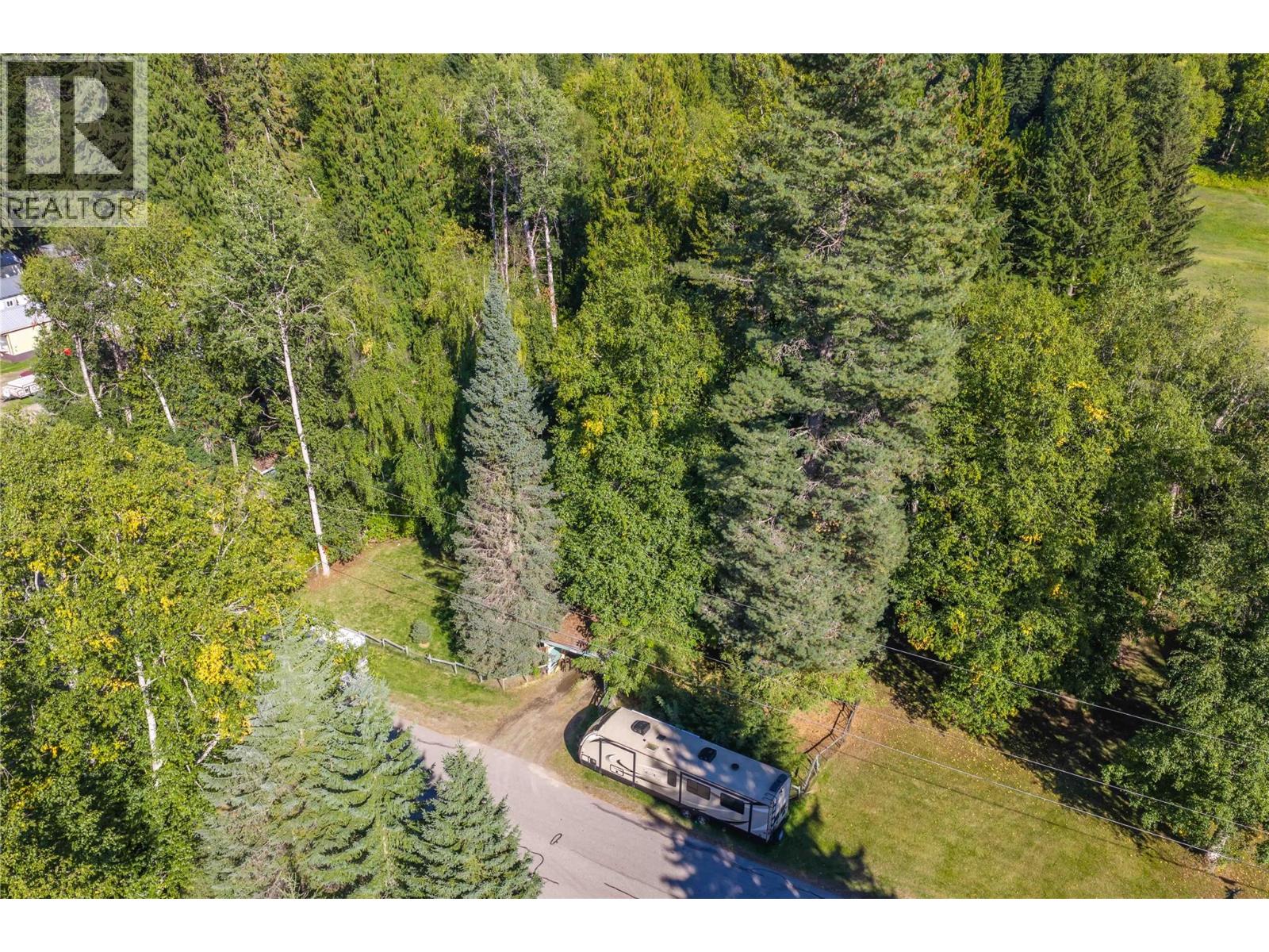 3642 Catherwood Road, Revelstoke