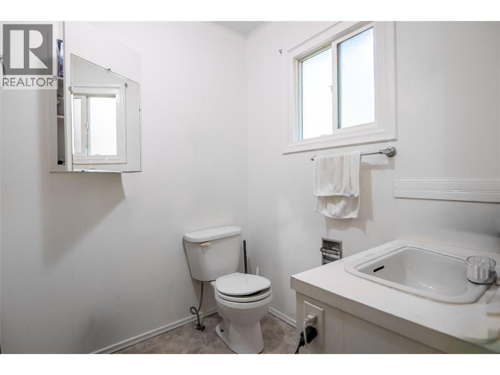 3642 Catherwood Road, Revelstoke