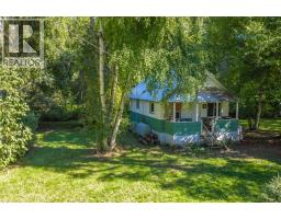 3642 Catherwood Road, Revelstoke, BC V0E2S0 Photo 11