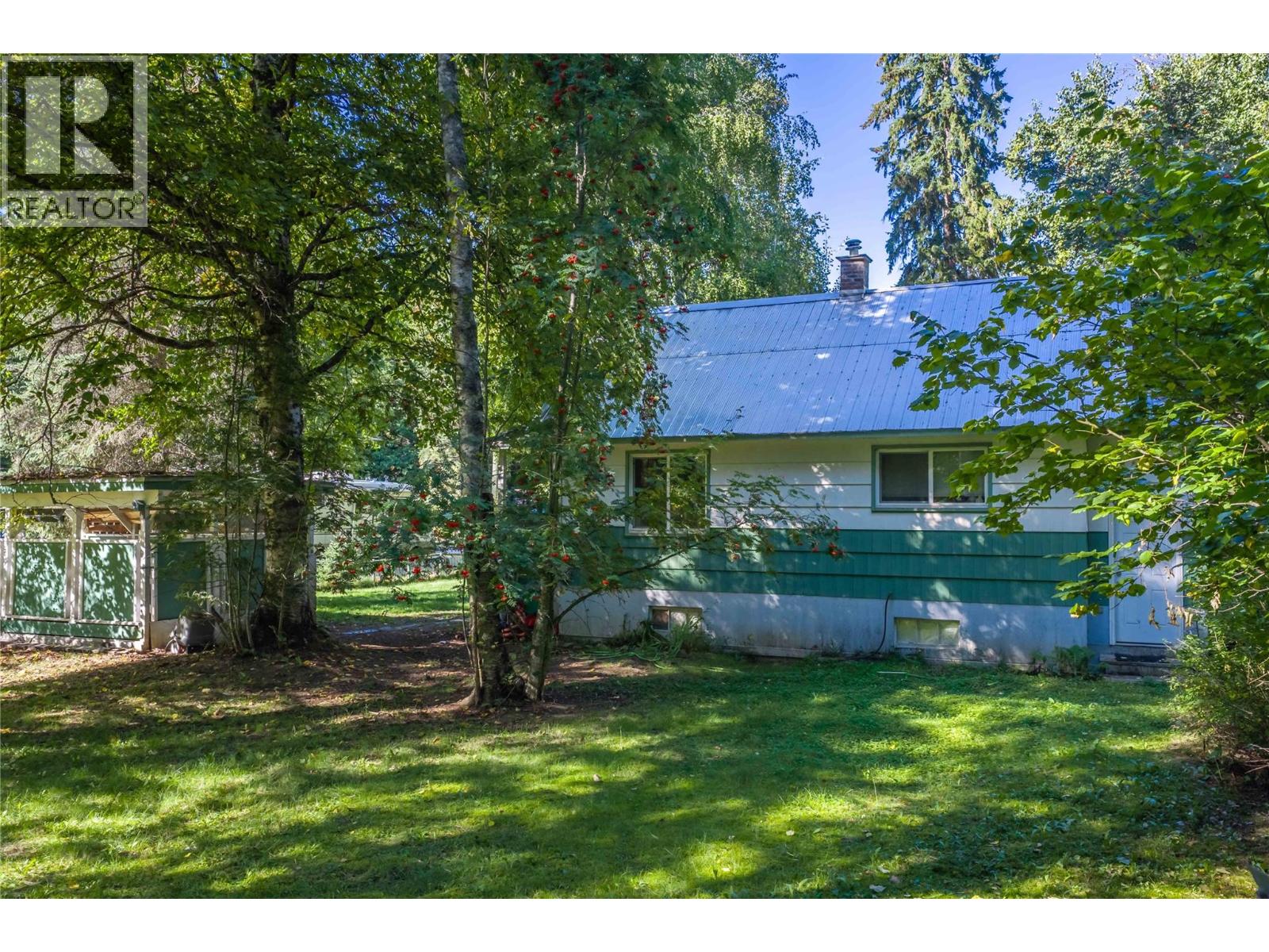 3642 Catherwood Road, Revelstoke