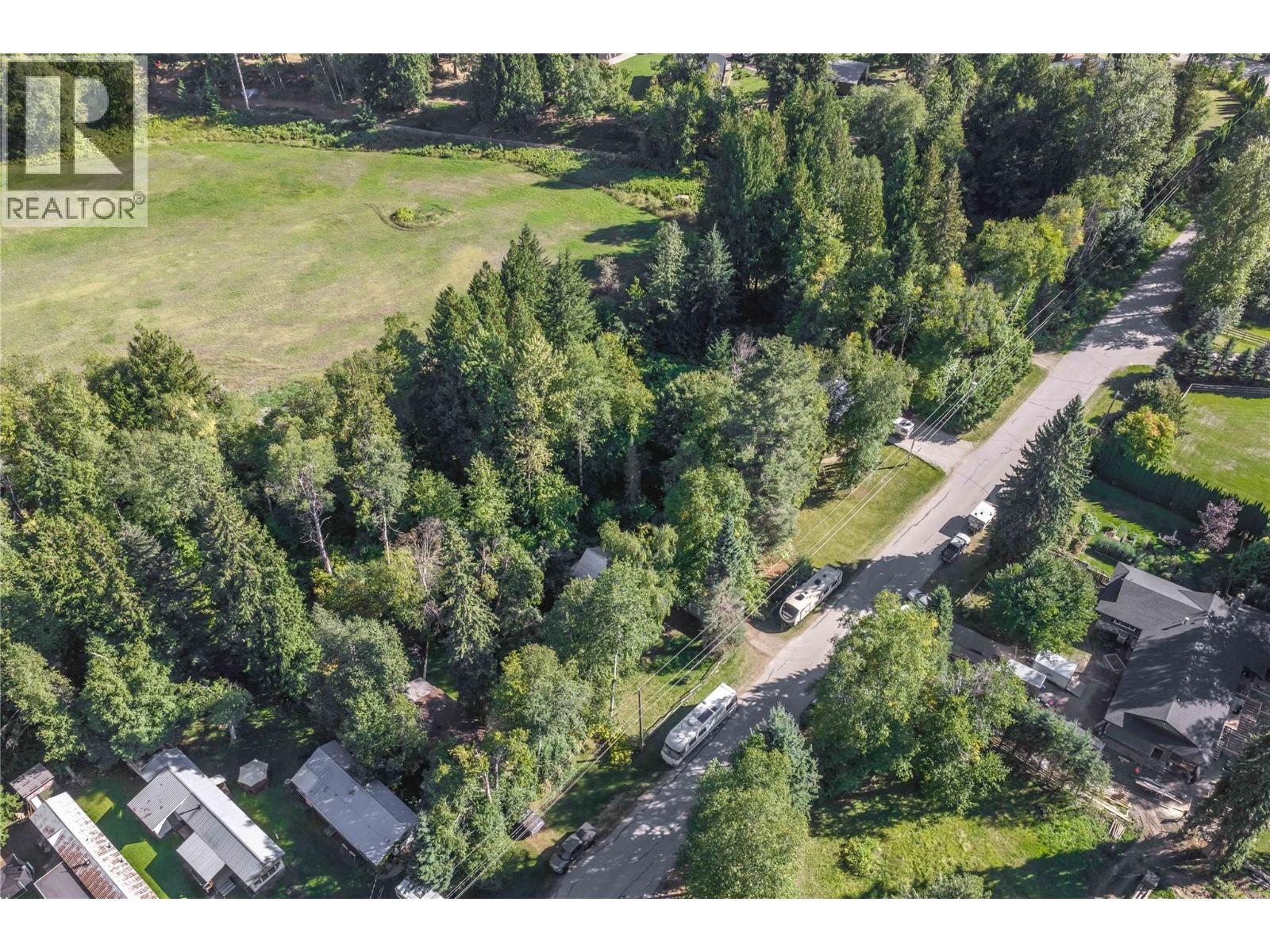 3642 Catherwood Road, Revelstoke
