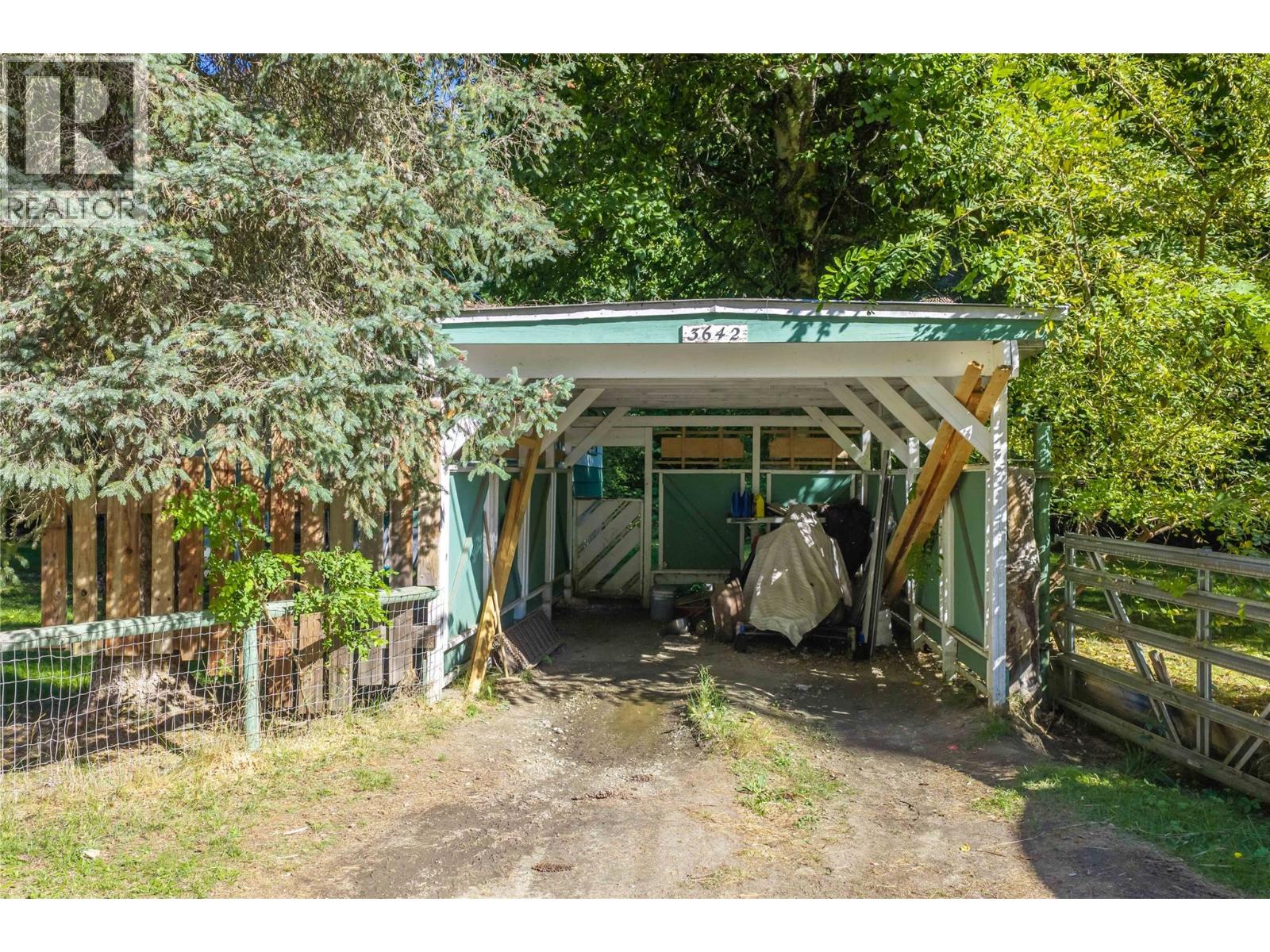 3642 Catherwood Road, Revelstoke