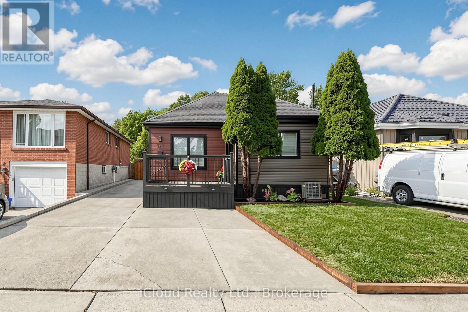 Photo of 623 Knox Avenue