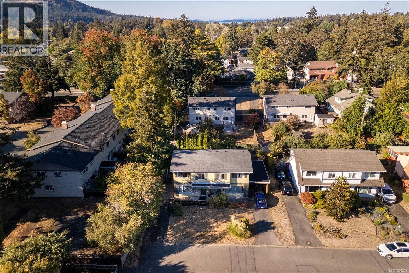  1714 Ashdale Place, Saanich