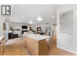 Living room - 1341 Rocky Point, Kelowna, BC V1V0B5 Photo 9