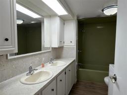 156 Burlington Beach Road, Shoal Lake, MB R0J1Z0 Photo 25